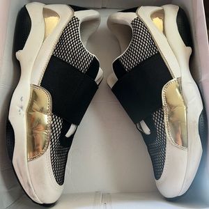 Shoedazzle Kloie Shoe